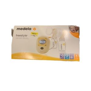 Medela freestyle double Breast Pump. Just missing bottles!